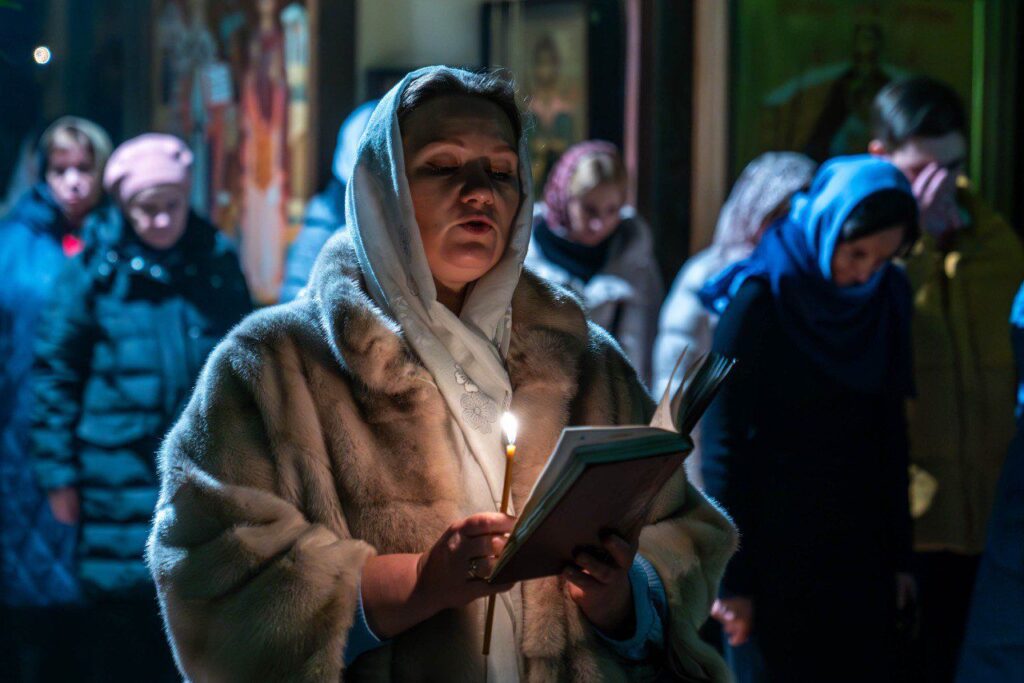 Архиерейское богослужение в Никольском храме г. Воронежа накануне престольного праздника